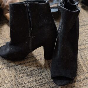 Wild Diva Black Peep-Toe Heeled Boots